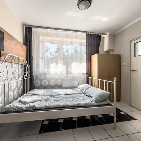 Batawia Penzion Łazy