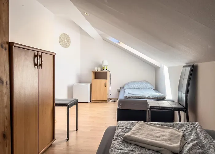 ゲストハウス Batawia