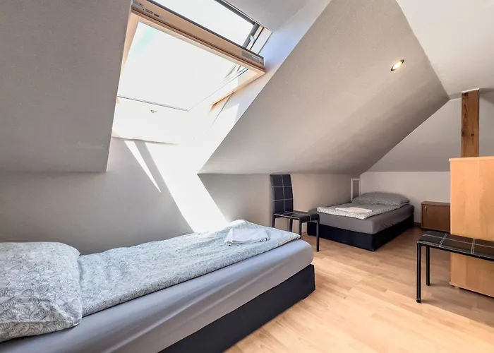 Batawia ゲストハウス 3*