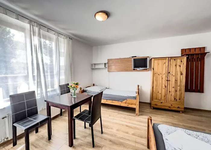 ゲストハウス Batawia Łazy